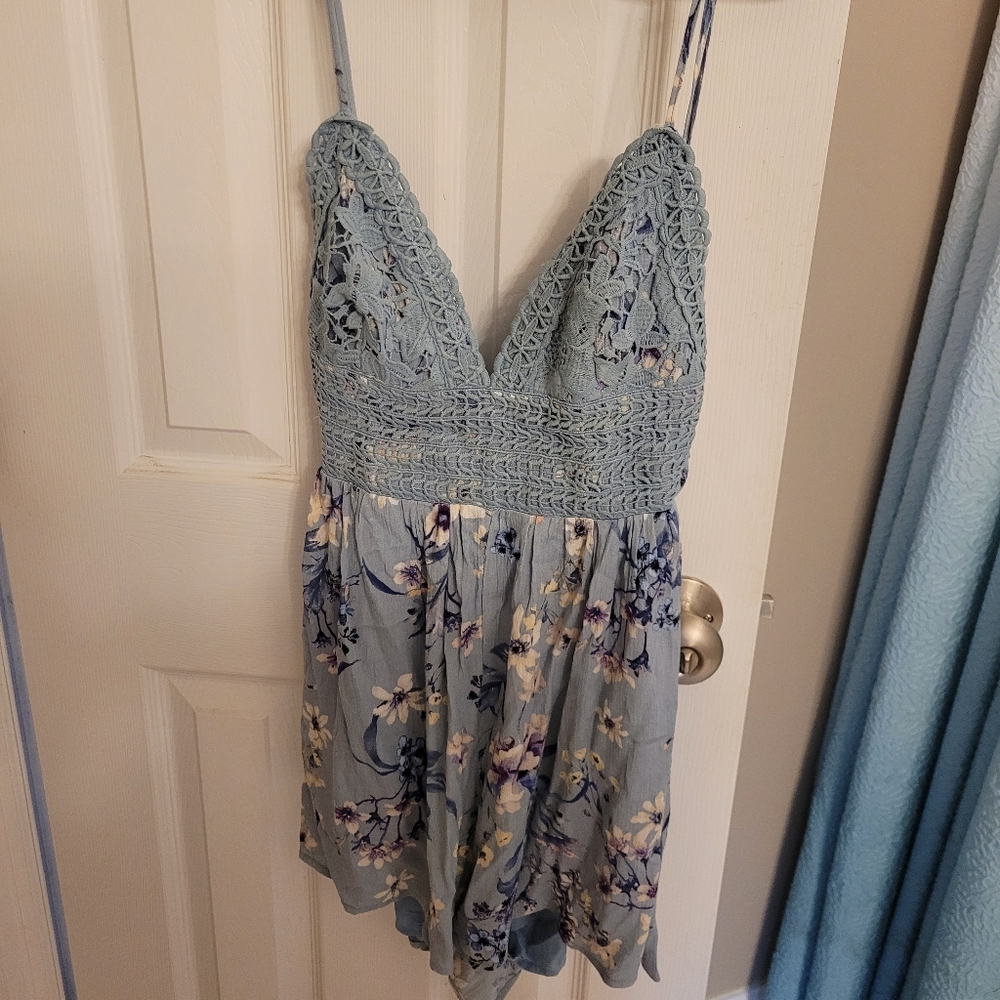 ILLA ILLA size small blue romper